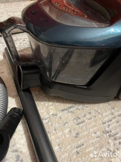 Пылесос Samsung 1800w с управлением на ручке