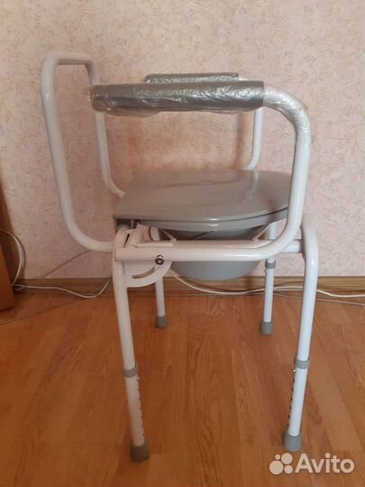 Стул санитарный