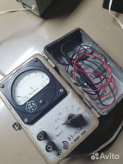 Вольтметр В3-10А