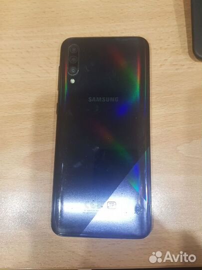 Samsung Galaxy A30, 4/64 ГБ