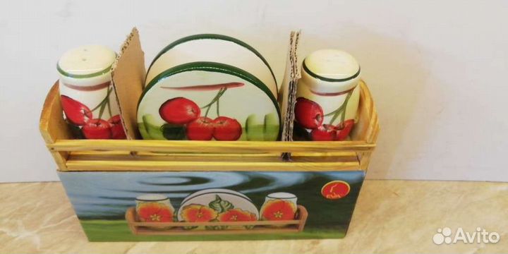 Набор столовый новый в коробке