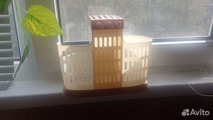 Стойка кухонная для ножей, ложек, вилок