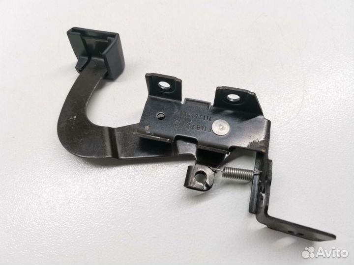 Ручка открывания бензобака Skoda Fabia 6Y2 BBZ