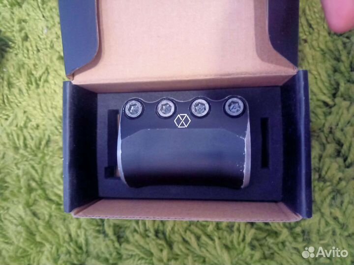 Вилка и зажим native