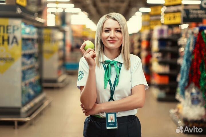 Продавец на выкладку товара