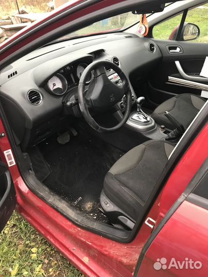 Автомобиль в разборе Peugeot 308 1.6 АКПП