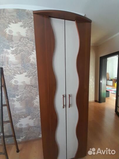 Шкаф платной б/у