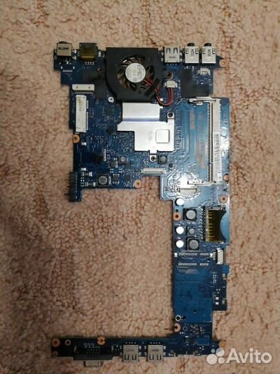 Нетбук samsung n150 plus на разбор