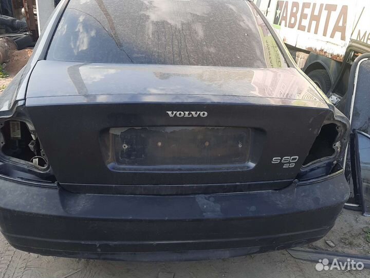 Крышка багажника volvo s80 1999