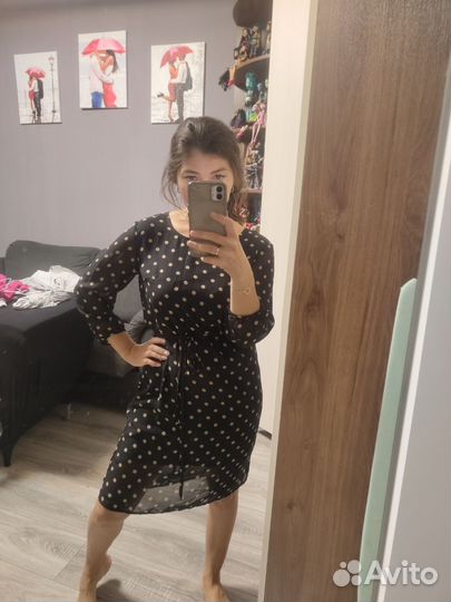 Много одежды женской