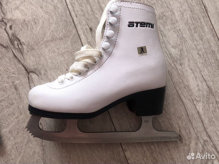 Коньки фигурные детские