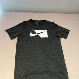 Футболка nike dri fit