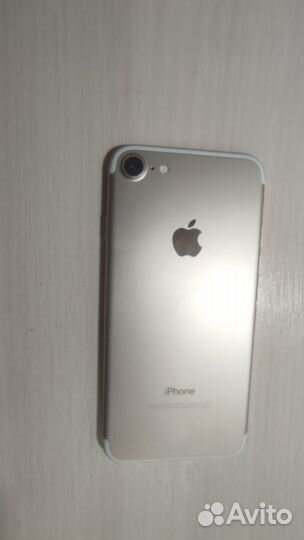 iPhone 7, 128 ГБ
