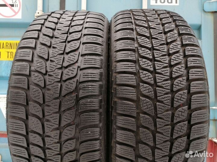 Bridgestone Blizzak LM-25 205/50 R17 89H