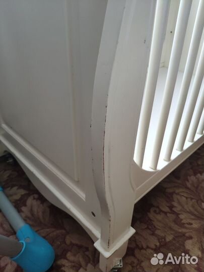 Детская кроватка