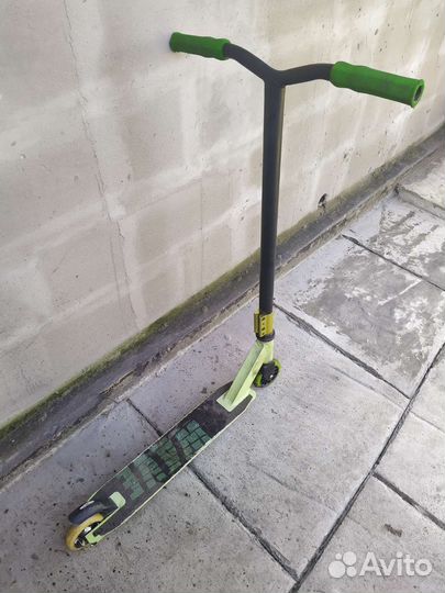 Трюковой самокат