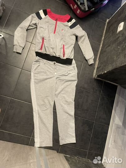 Костюм спортивный