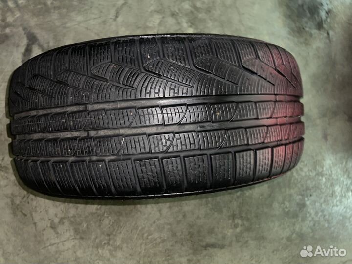 Pirelli Winter Sottozero 245/40 R20 99V