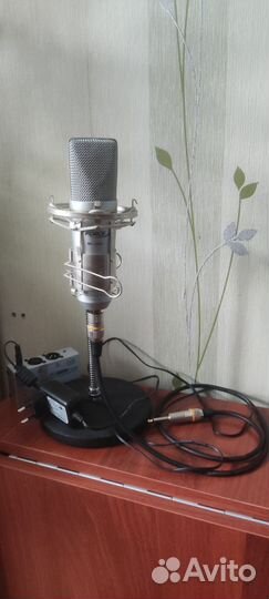 Force MC-200U студийный микрофон в комплекте
