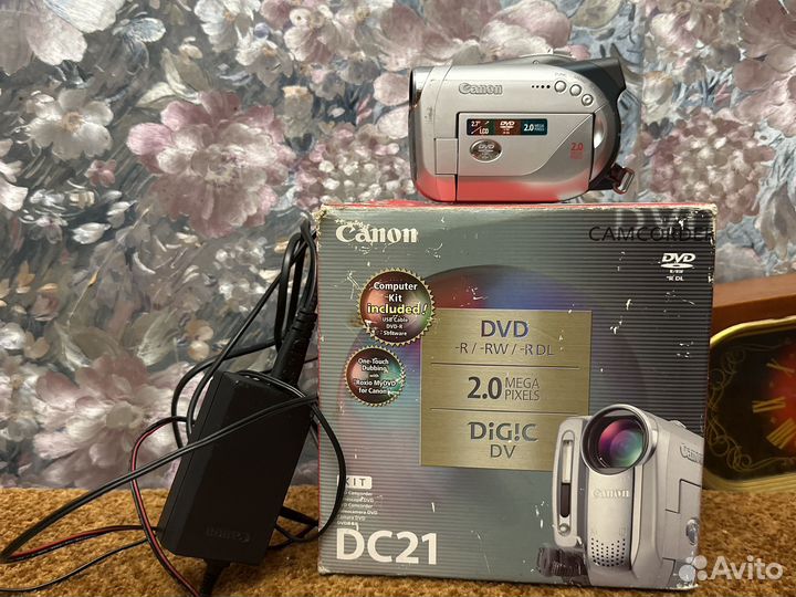 Canon DC21 - DVD-видеокамера DS 21