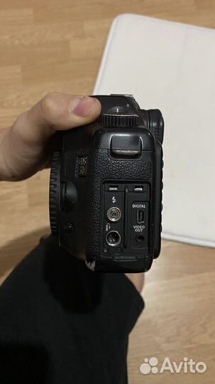 Зеркальный фотоаппарат Canon 5d первопятак