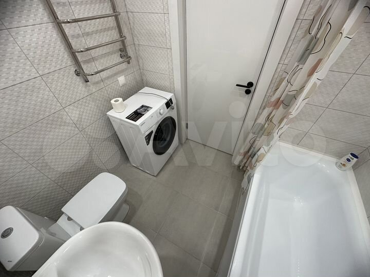 1-к. квартира, 40 м², 8/11 эт.