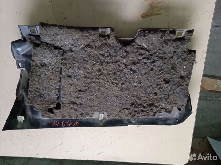 Накладка консоли нижняя Mercedes w123 мерседес 123