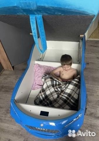 Кровать машинка