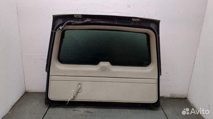 Крышка багажника Cadillac Escalade 2, 2004