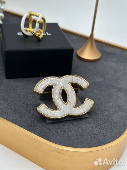 Бусы chanel