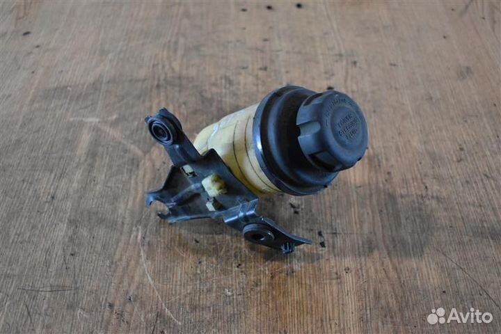 Бочок гур Hyundai Tucson D4EA 2.0 дизель 2004