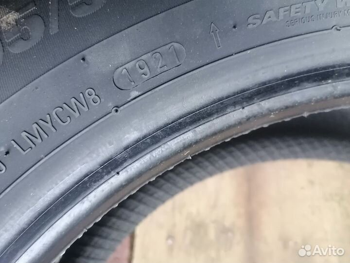 Kumho WinterCraft Ice Wi32 205/55 R16 94T