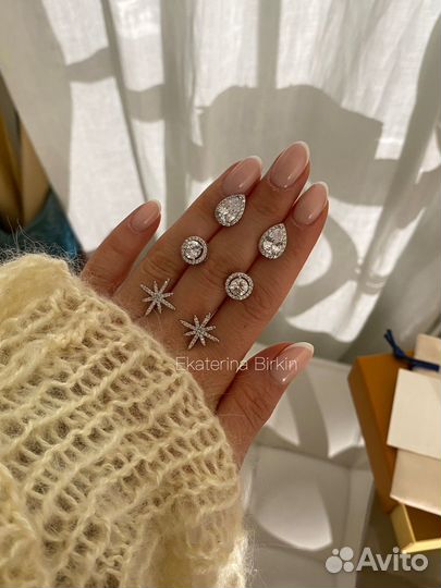 Серьги пусеты камни graff в цвете серебро