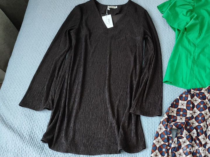 2 платья мини в идеале на 42 44 46