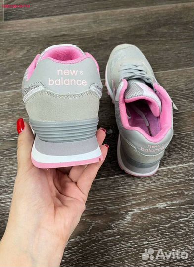 Кроссовки женские new balance