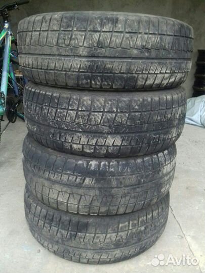 Bridgestone Blizzak Revo GZ 195/55 R16