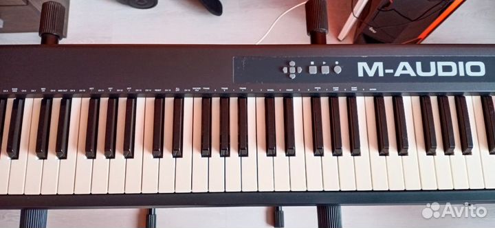 Midi-клавиатура 88 клавиш M-Audio Keystation MK2