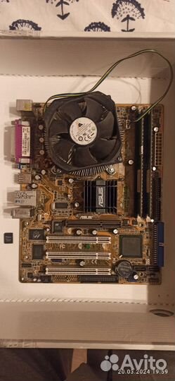 Материнская плата с процессором 775