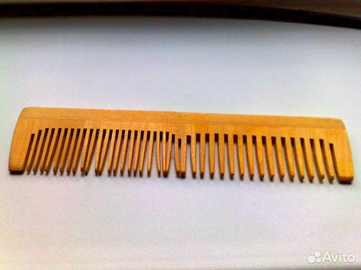 Расческа деревянная, новая, 