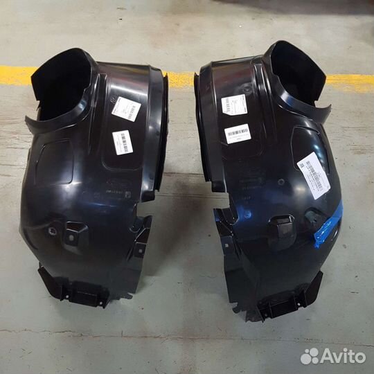 Подкрылки передние 2шт Ford Focus 3 оригинал