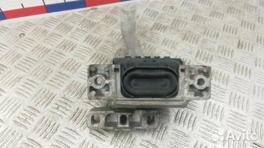 Подушка двигателя дизельная skoda octavia A7 (TNT0