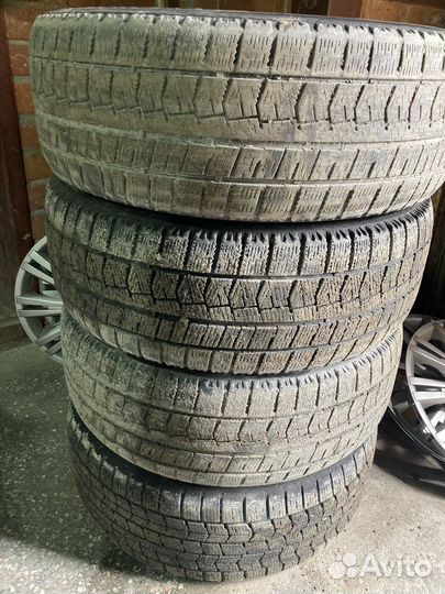 Комплект резины на дисках