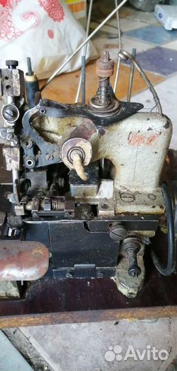 Оверлок для швейной машины