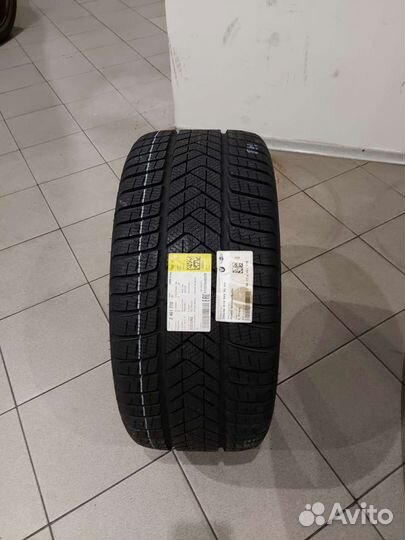 Pirelli Winter Sottozero 3 255/40 R18 99V