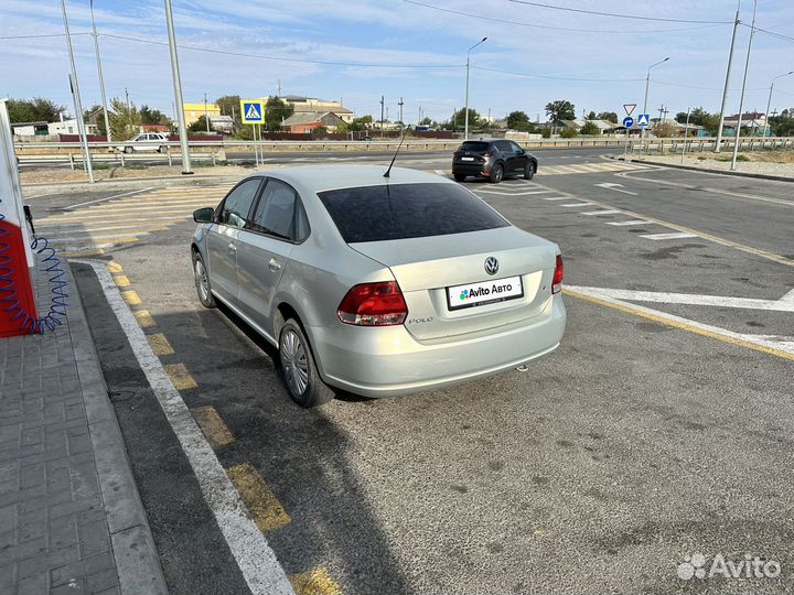 Volkswagen Polo 1.6 AT, 2012, 181 000 км