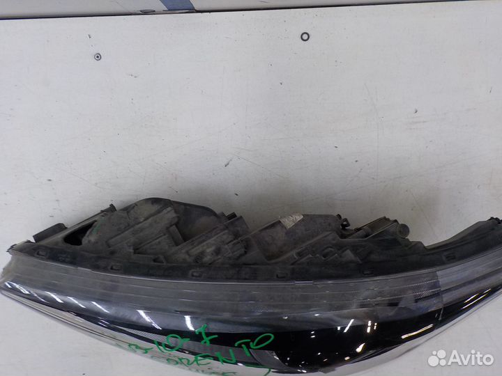 Фара левая Kia Sorento/Sorento Prime