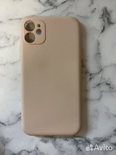 Чехол на iPhone 11