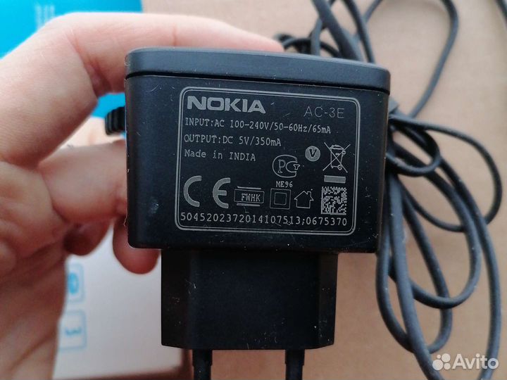 Оригинальная зарядка Nokia тонкий джек