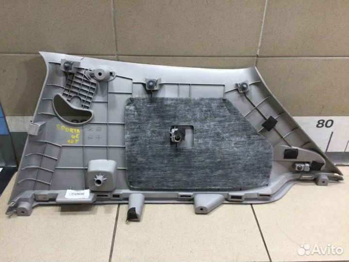 Обшивка стойки задней левая Kia Sportage 2010-2015