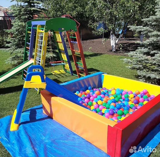 Бассейн с шарами